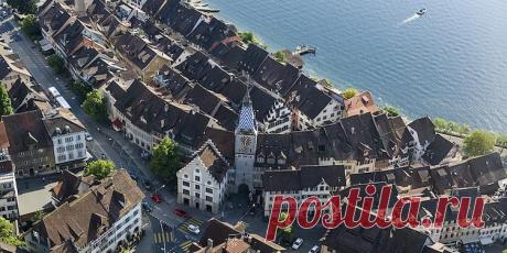 В Швейцарии отмечен бум регистрации новых компаний » Новости Швейцарии Всё больше предпринимателей регистрируют свой бизнес в Швейцарии. В первой половине 2018 года количество основанных швейцарских компаний достигло рекорда. Больше всех отличился кантон Цуг. (Портал «Швейцарии Деловая») Свыше 22 тысяч основанных компаний Комфортные условия для открытия и ведения бизнеса в Швейцарии делают своё дело: в первой половине 2018 года в Конфедерации было зарегистрировано 22’247 новых …