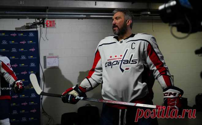 Овечкин фразой «нужно перемалывать и давить» оценил первый гол за 15 игр. Российский форвард «Вашингтона» прервал 14-матчевую безголевую серию, забросив победную шайбу «Коламбусу» в овертайме. Россиянин надеется, что хорошая игра придаст команде уверенности