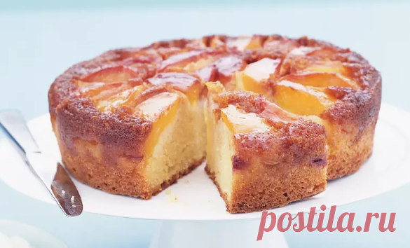 5 яблок, 15 минут и на столе готов яблочный пирог: такой мягкий, что тает во рту. Лучше, чем шарлотка

Ингредиенты:
яйца – 3 шт;
сахар – 100 г;
соль – 1 щепотка;
ванильный сахар – 10 г;
молоко – 100 мл;
масло сливочное – 80 г;
мука – 240 г (2 стакана);
разрыхлитель теста – 2 ч.л;
яблоки – 4-5 шт (800 г);
корица по желанию.

Готовим:
В глубокую миску вбиваем яйца, добавляем соль, сахар и ванильный сахар. Все взбиваем венчиком до растворения соли и сахара. Также по желанию м...