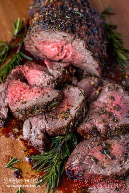 Рецепт яловичої вирізки з часником і травами • Ферма Лонгборн