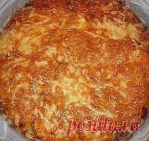 Кабачковый пирог - запеканка
Получается сочный и очень вкусный пирог, хотя дети мои его называют запеканкой... Каждый раз он получается разным, в зависимости от начинок, но это всегда вкусно! В этот раз из-за бумаги мальчишки ели его ложками прямо из формы)) ....продолжение ►►► http://gotowim-doma.jimdo.com/вторые-блюда-1/кабачковый-пирог-запеканка/
🍅 Все секреты приготовления на нашем официальном кулинарном сайте! Приятного аппетитa!
