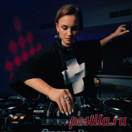 Mona Chrome Nameless Session Pt. 10 Chart » MinimalFreaks.co