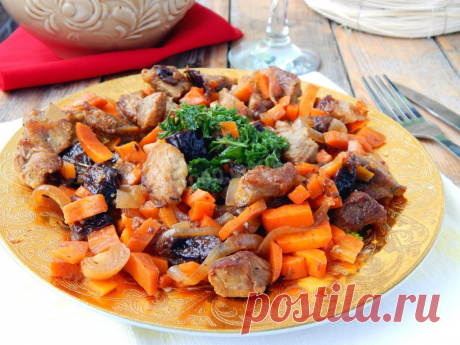 Говядина с черносливом в горшочках рецепт с фото - 1000.menu