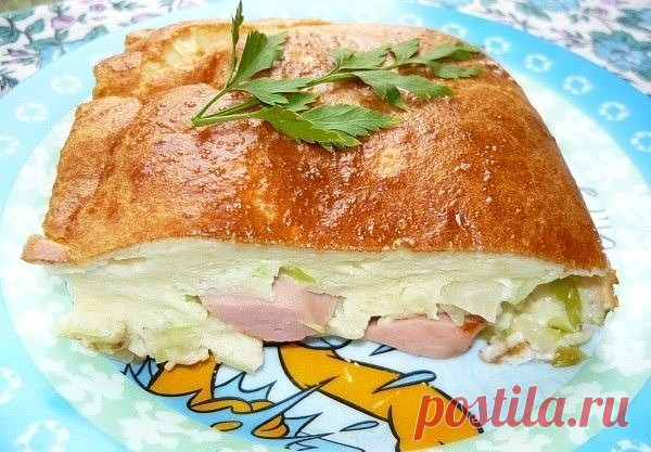 ЗАЛИВНОЙ ПИРОГ С КАПУСТОЙ И СОСИСКАМИ