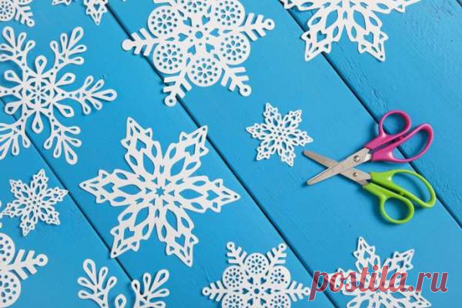 Красивые снежинки из бумаги — 70+ схем как вырезать снежинку Трафареты снежинок для вырезания из бумаги - распечатайте и делайте по нашим схемам и шаблонам самые красивые снежинки. Узнайте как вырезать снежинки легко