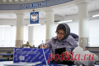 «Почта России» собралась избавиться от своих исторических зданий. «Почта России» собралась избавиться от своих исторических зданий ради погашения долгов. О возможной продаже недвижимости рассказал генеральный директор компании Михаил Волков. Речь идет преимущественно об объектах культурного наследия и памятниках архитектуры, расположенных в центрах городов.