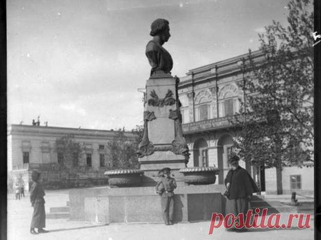 Одесса сто лет назад - В городе