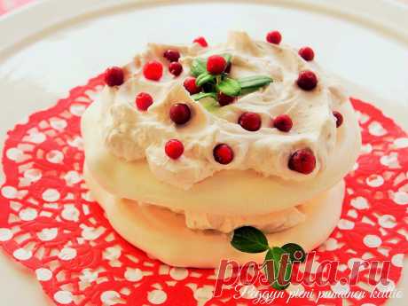 Peggyn pieni punainen keittiö: Pavlova, maidoton jouluinen jälkiruoka