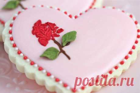 How to Stencil on Cookies - Cake Central Community