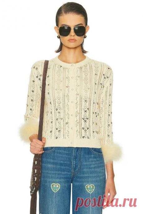 Пост на стене Фантазийный ажурный узор для кардигана от бренда Valentino #вязание #вязание_спицами #схема_узора #ажурный_узор #модное_вязание #для_вдохновения #чтосвязать #ValentinoНа схеме показаны только лицевые ряды. Изнаночные ряды вязать, как смотрит узор. Отмеченные на схеме накиды в изнаночных рядах вязать лицевыми, остальные накиды вяжутся изнаночными.Обозначения к схеме в фотоальбоме https://vk.com/album-83459950_211907967