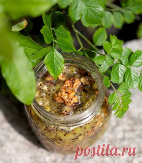 Джем из киви с грецким орехом