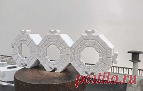 В РФ разработали плитку, помогающую сохранить покров почв в заповедниках. Ее напечатали на 3D-принтере