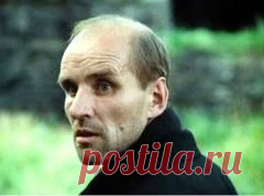 Сегодня 11 июня в 1982 году умер(ла) Анатолий Солоницын