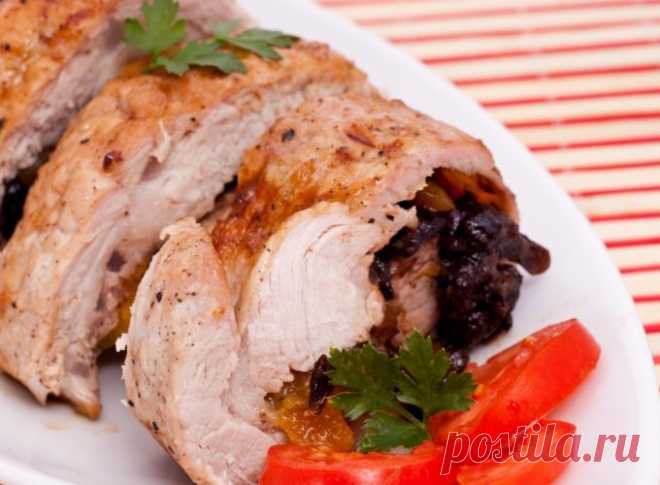 Свиная вырезка, фаршированная яблоками и черносливом | Датская кухня | Кулинарные рецепты со всего мира