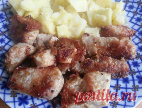 Мясо жаренное на сковороде