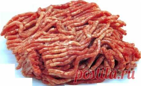 Приготовление фарша. ПОЛЕЗНЫЕ СОВЕТЫ. 

Вкус фарша можно улучшить отбиванием. Процедура эта нехитрая – возьмите молотое мясо в руки и резко бросьте об стол, причем несколько раз. Таким способом в фарше снижается содержание воздуха. Из такого «отбитого» продукта получаются превосходные котлеты, фрикадельки и бургеры. 
***** 
Сочность блюдам из фарша придает… сахар. Достаточно добавить 1 чайную ложку на килограмм молотого мяса. 
Показать полностью…