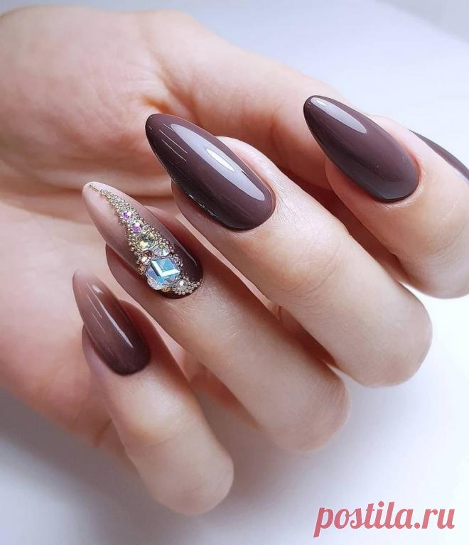 Маникюр на осень миндальной формы новинки красивый (17 фото) - картинки modnica.club
