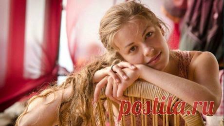 Как из-за влюбчивости Олеся Фаттахова случайно попала в кино и другие малоизвестные факты о талантливой актрисе Наверняка наши читатели знают Олесю - актрису с пронзительным взглядом и курносым носиком. Ее часто можно увидеть в романтических сериалах, ведь миловидная внешность русской красавицы с татарскими кор...