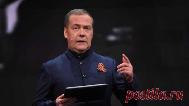 Переговоры в Стамбуле нужны России для победы, заявил Медведев