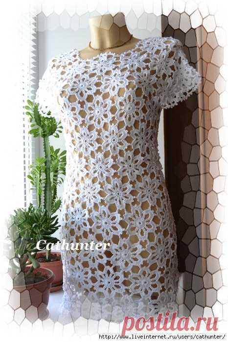 Платье из цветочных мотивов