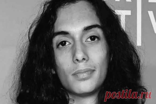 Умер 19-летний внук Роберта Де Ниро. Мать Леандро Де Ниро Родригеза не раскрыла подробности смерти сына.