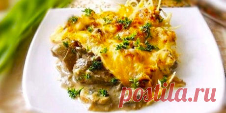 ПЕЧЕНЬ КУРИНАЯ, ЗАПЕЧЁННАЯ С КАРТОФЕЛЕМ В СМЕТАННОМ СОУСЕ ПОД СЫРОМ (СОВЕТСКАЯ КУХНЯ)