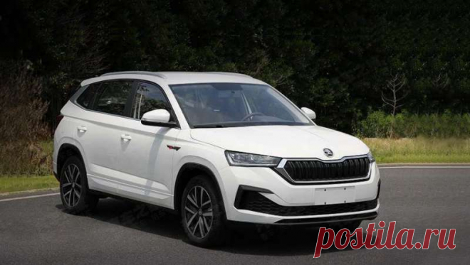 У паркетника Skoda Kamiq GT поубавилось секретов Дизайнеры поменяли всю переднюю часть и корму, не тронув остальное. В новом лице угадываются Scala и европейский Kamiq. Кстати, Kodiaq GT, снятый в