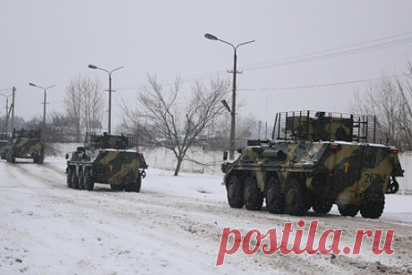 Украинские военные обстреляли два населенных пункта в ЛНР. Вооруженные силы Украины (ВСУ) обстреляли из реактивной системы залпового огня (РСЗО) города Старобельск и Лисичанск в Луганской народной республике (ЛНР). Представитель Народной милиции ЛНР Иван Филипоненко отметил, что информация о жертвах среди мирных жителей, а также о повреждении инфраструктуры сейчас уточняется.