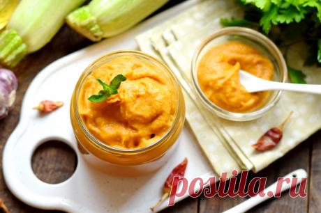 Вкуснейшая кабачковая икра «Как в магазине» (рецепт по советскому ГОСТу) - Женский журнал Рецептов приготовления икры из кабачков существует огромное количество на любой вкус, есть советские, есть более современные. Основные требования — вкус, цвет, запах и консистенция продукта. Чтобы добиться отменного...