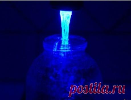 Делаем светящуюся воду в домашних условиях
