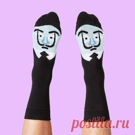Носите артистичные носки, чтобы чувствовать себя креативно сквозь пальцы
