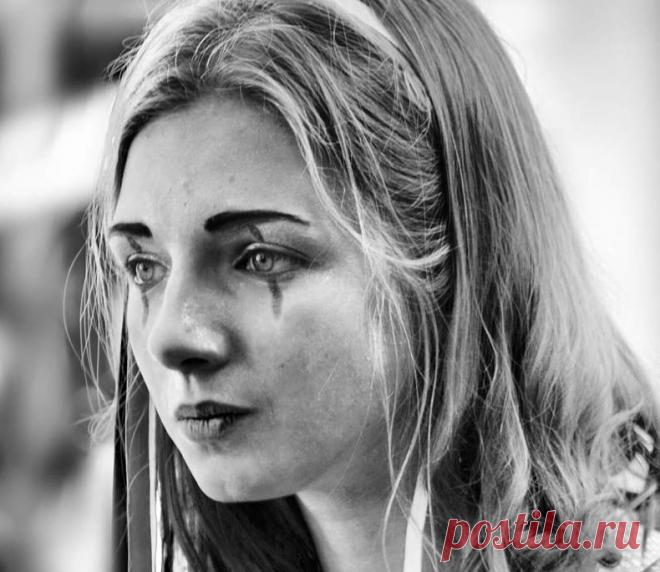 Трансформируйте обиду, чтобы она не переросла в онкологию... 
Сама по себе обида не решит наших проблем, а будет только отбирать у нас необходимые жизненные силы и морально нас убивать. 
О том, что такое обида сказано и написано уже много… Все знают, что обижат…