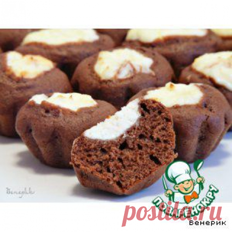 Шоколадные маффины-ватрушки с творожной начинкой - кулинарный рецепт