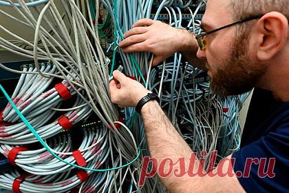 Российские банки в поисках оборудования пришли на «Авито». Из-за массового ухода с российского рынка ведущих IT-компаний в области информационной безопасности отечественным банкам приходится принимать экстраординарные меры, чтобы восполнить дефицит оборудования и заменить программное обеспечение. Некоторые из них вынуждены искать «железо» на Avito.