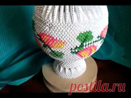 Модульное оригами, ваза с ирисами / Modular origami, vase with Irises