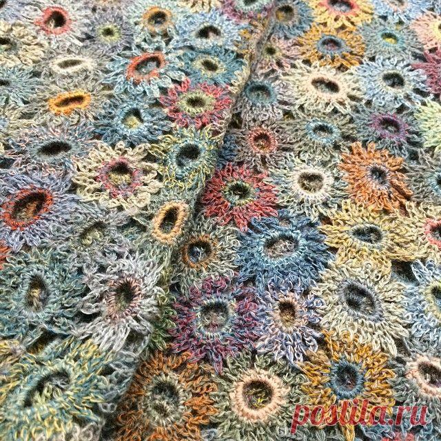 Найдено на сайте luccellomelbourne.tumblr.com.