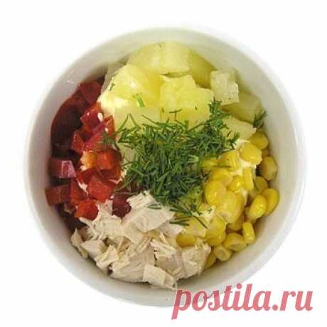 Мини - салатики

 ЭДЕЛЬВЕЙС
Приятное сочетание вкусов.
Cыр, курица, яйцо, помидор, майонез (сметана).

 НЕЖНОСТЬ
Пикантность этому салату придает сладкий чернослив.
Курица, чернослив, яйцо, огурец, грецкий орех, йогурт.

 НАСЛАЖДЕНИЕ
Курица, ананас, болгарский перец, яблоко.

 ЛЕТНИЙ
Летний вкус зимой и летом.
Огурец, помидор, перец сладкий, майонез (сметана), зелень.

 ФРУКТОВЫЙ
Салат с экзотическим вкусом.
Кусочки апельсина, ананаса, груши, яблока, киви, заправленные йог...