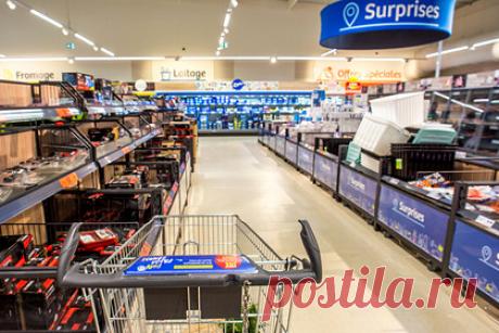 Цены в еврозоне побили рекорд. Цены в странах еврозоны побили рекорд со времен мирового финансового кризиса 2008 года, сообщает Associated Press. По данным Евростата, в октябре инфляция в еврозоне составила 4,1 процента в годовом выражении по сравнению с 3,4 процента в сентябре. Скачок инфляции в два раза превысил целевой показатель ЕЦБ.