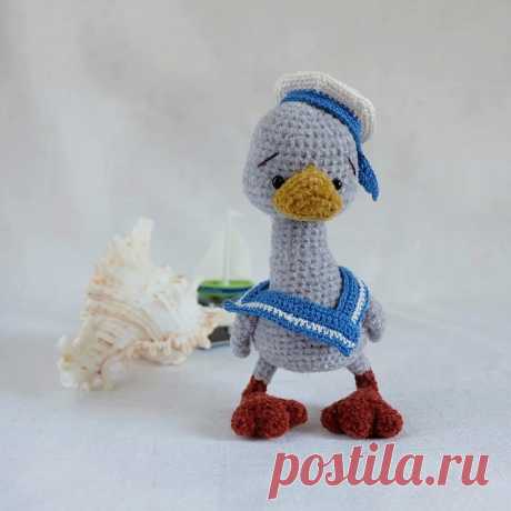 PDF Гуся. FREE amigurumi crochet pattern. Бесплатный мастер-класс, схема и описание для вязания игрушки амигуруми крючком. Вяжем игрушки своими руками! Гусёнок, гусь, гусыня, гусенок, goose, Gans, ganso, утка, утенок, um pato, duck, ente. #амигуруми #amigurumi #amigurumidoll #amigurumipattern #freepattern #freecrochetpatterns #crochetpattern #crochetdoll #crochettutorial #patternsforcrochet #вязание #вязаниекрючком #handmadedoll #рукоделие #ручнаяработа #pattern #tutorial #häkeln #amigurumis