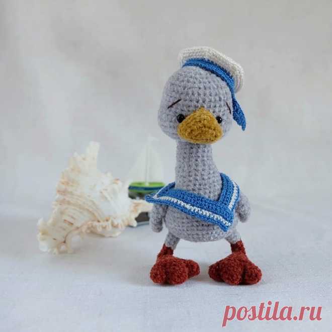 PDF Гуся. FREE amigurumi crochet pattern. Бесплатный мастер-класс, схема и описание для вязания игрушки амигуруми крючком. Вяжем игрушки своими руками! Гусёнок, гусь, гусыня, гусенок, goose, Gans, ganso, утка, утенок, um pato, duck, ente. #амигуруми #amigurumi #amigurumidoll #amigurumipattern #freepattern #freecrochetpatterns #crochetpattern #crochetdoll #crochettutorial #patternsforcrochet #вязание #вязаниекрючком #handmadedoll #рукоделие #ручнаяработа #pattern #tutorial #häkeln #amigurumis
