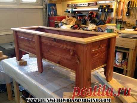 Project - Planter Box made from Cedar Fence Pickets