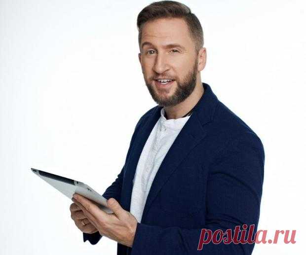 Оскар Кучера поделился рецептом забавного блюда: чем кормит актер своих детей