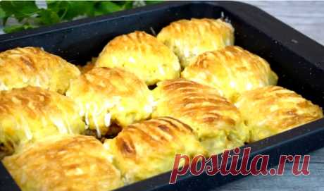 ВКУСНЕЙШЕЕ Горячее блюдо под названием «Рассольники».
Вкусно, Сочно и готовится ПРОСТО. Так рассольники Вы еще ТОЧНО не готовили. А, кроме того, блюдо действительно получается нарядным, праздничным! Рецепт-супер!!! Если огурцы на тёрке натереть, будет ещё нежнее. Три в одном: и гарнир, и мясо, и закуска. Пробовали?
Рецепт:
Мясо - 800г
Соль - 1ч.л.
Черный перец – по вкусу
Сухая аджика – по вкусу
Растительное масло - 3ст.л.
Картофель - 700 г
Соль - 1ч.л
Молоко – 200мл
Сливоч...