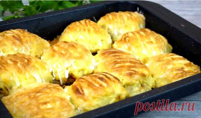 ВКУСНЕЙШЕЕ Горячее блюдо под названием «Рассольники».
Вкусно, Сочно и готовится ПРОСТО. Так рассольники Вы еще ТОЧНО не готовили. А, кроме того, блюдо действительно получается нарядным, праздничным! Рецепт-супер!!! Если огурцы на тёрке натереть, будет ещё нежнее. Три в одном: и гарнир, и мясо, и закуска. Пробовали?
Рецепт:
Мясо - 800г
Соль - 1ч.л.
Черный перец – по вкусу
Сухая аджика – по вкусу
Растительное масло - 3ст.л.
Картофель - 700 г
Соль - 1ч.л
Молоко – 200мл
Сливоч...