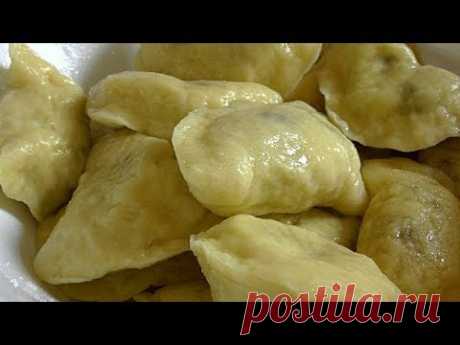 Вареники с вишней.  Нежное, пышное тесто.