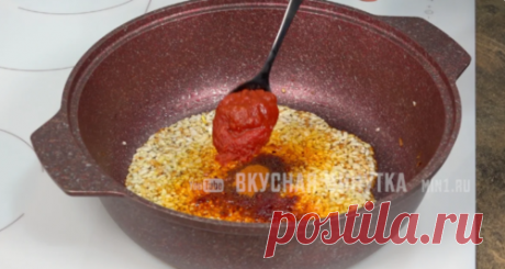 Сегодня на ужин рис по-новому. Нужна всего лишь сковорода или сотейник
