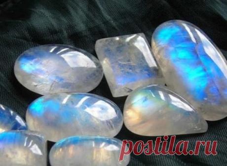 КАМНИ ЖЕНСКОЙ ЭНЕРГИИ