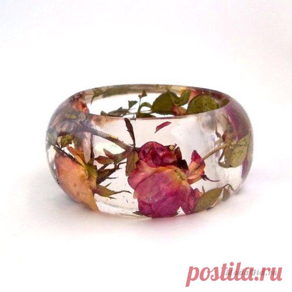 Украшения из эпоксидной смолы: фото и мастер-классы
