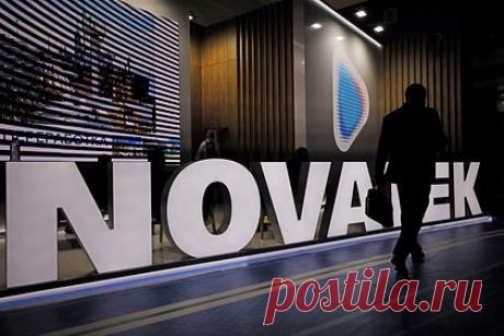 В России признали замещение своего газа в Европе. Глава второй по величине российской газовой компании «Новатэк» Леонид Михельсон подтвердил информацию о том, что Европа почти полностью заместила российский газ, поставки которого резко сократились в 2022 году. Бизнесмен указал, что по состоянию на 1 октября было продано на 50 миллиардов кубометров меньше.