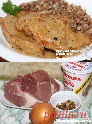 Свиные лангеты в сметанно-грибном соусе по-полтавски
